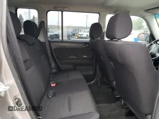 2005 Scion xB z VIN JTLKT324350215711, wystawiony jako Copart lot #54744755 z przebiegiem 178 205 mil mil oraz Szkody całkowita. Historia ofert i sprzedaży dostępna na DreamBid. Obrazek 11.