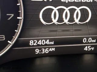 2017 Audi Q7 Prestige with VIN WA1VAAF72HD026532, listed as a IAAI auction lot 41777856 with 82,404 mi miles. Bid and sale history available at carsss.com. Image 15.