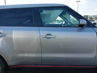 2017 Kia Soul ! with VIN KNDJX3AA5H7482363, listed as a IAAI auction lot 41433536 with 100,007 mi miles. Bid and sale history available at carsss.com. Image 13.