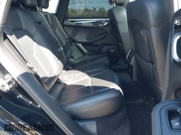 2019 Porsche Macan S z VIN WP1AB2A59KLB30377, wystawiony jako IAAI lot #41913427 z przebiegiem 73 109 mil mil oraz . Historia ofert i sprzedaży dostępna na DreamBid. Obrazek 8.