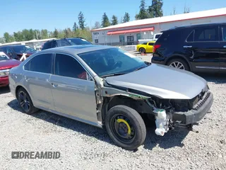 2014 Volkswagen Passat SE с VIN 1VWBN7A35EC028438, выставлен на аукционе IAAI как лот 42172605 с пробегом 108 955 миль миль и . История ставок и продаж доступна на DreamBid. Изображение 14.