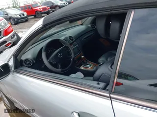 2007 Mercedes-Benz CLK-Class 3.5L with VIN WDBTK56F57F207294, listed as a IAAI auction lot 42128925 with 122,162 mi miles. Bid and sale history available at carsss.com. Image 6.
