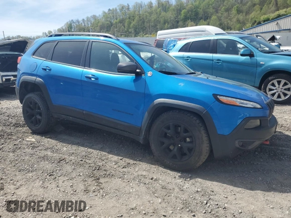 2018 Jeep Cherokee Trailhawk with VIN 1C4PJMBB4JD502876, listed as a Copart auction lot 54235325 with 87,635 mi miles and Salvage title. Bid and sale history available at DreamBid. Image 4.