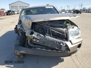 2005 Jeep Grand Cherokee Laredo with VIN 1J4GR48K75C707355, listed as a Copart auction lot 53117445 with 315,886 mi miles and Salvage title. Bid and sale history available at DreamBid. Image 5.