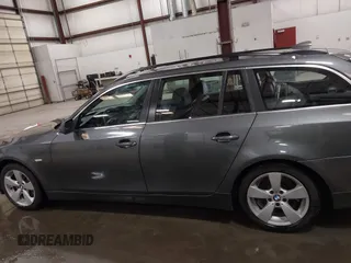 2006 BMW 5 Series 530xi with VIN WBANN73566CN03558, listed as a IAAI auction lot 41923990 with 122,366 mi miles and . Bid and sale history available at carsss.com. Image 14.