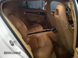 2012 Porsche Panamera S z VIN WP0AB2A77CL061256, wystawiony jako Copart lot #59347725 z przebiegiem 135 710 mil mil oraz Szkody całkowita. Historia ofert i sprzedaży dostępna na DreamBid. Obrazek 10.