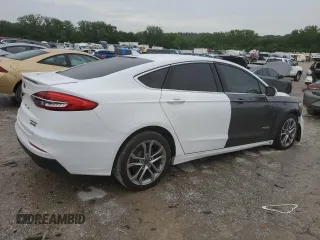 2019 Ford Fusion Titanium with VIN 3FA6P0RU5KR179916, listed as a Copart auction lot 58552525 with 110,035 mi miles and Clean title. Bid and sale history available at DreamBid. Image 3.