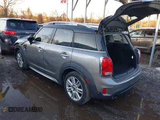 2019 MINI Countryman Cooper with VIN WMZYS7C58K3F47079, listed as a IAAI auction lot 41394707 with 48,917 mi miles. Bid and sale history available at carsss.com. Image 3.
