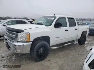 2012 Chevrolet Silverado 1500 LT with VIN 1GCPKSE72CF109877, listed as a Copart auction lot 43846344 with 176,485 mi miles and Salvage Title. Bid and sale history available at carsss.com. Image 1.