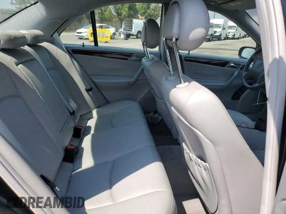 2004 Mercedes-Benz C 320 with VIN WDBRF64J64F506798, listed as a Copart auction lot 71308534 with 85,592 mi miles and Salvage Title. Bid and sale history available at DreamBid. Image 10.