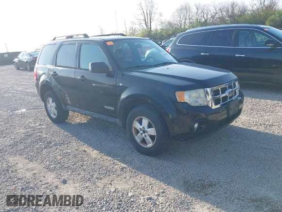 2008 Ford Escape XLT with VIN 1FMCU93138KD65438, listed as a IAAI auction lot 42073549 with 185,343 mi miles. Bid and sale history available at carsss.com. Image 1.