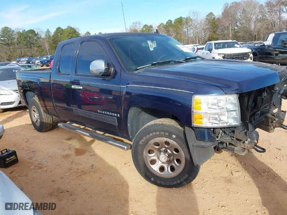 2009 Chevrolet Silverado 1500 LT with VIN 1GCEC29CX9Z153385, listed as a IAAI auction lot 41643792 with 168,361 mi miles. Bid and sale history available at carsss.com. Image 1.