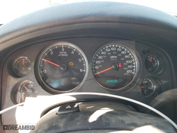 2009 GMC Yukon SLE w/3SB with VIN 1GKFK23049R191026, listed as a Copart auction lot 48018675 with 236,693 mi miles and Salvage Title. Bid and sale history available at carsss.com. Image 9.