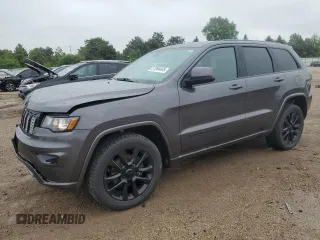 2017 Jeep Grand Cherokee Altitude z VIN 1C4RJFAG2HC848992, wystawiony jako Copart lot #57264465 z przebiegiem 95 232 mil mil oraz Szkoda całkowita • Salvage title. Historia ofert i sprzedaży dostępna na DreamBid. Obrazek 1.