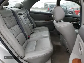 1999 Lexus ES 300 Luxury Sport Sdn with VIN JT8BF28G2X5055176, listed as a Copart auction lot 81832974 with 303,489 mi miles and Salvage Title. Bid and sale history available at carsss.com. Image 11.