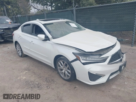 2019 Acura ILX with VIN 19UDE2F35KA012742, listed as a IAAI auction lot 41174157 with 39,000 mi miles. Bid and sale history available at carsss.com. Image 1.