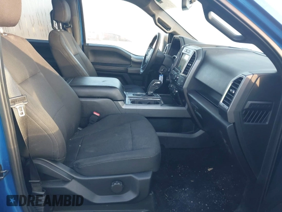 2016 Ford F-150 XL with VIN 1FTEW1CP2GKD41451, listed as a IAAI auction lot 41938428 with 207,747 mi miles and . Bid and sale history available at carsss.com. Image 5.