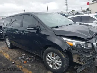 2017 Kia Sedona L with VIN KNDMA5C14H6259003, listed as a IAAI auction lot 40433286 with 1 mi miles. Bid and sale history available at carsss.com. Image 12.
