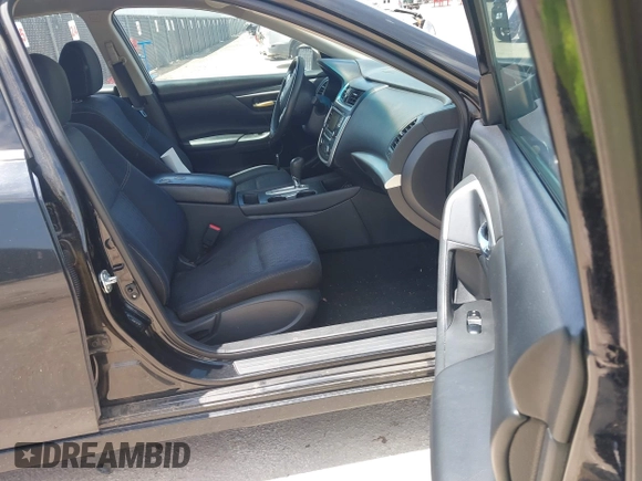 2016 Nissan Altima SR with VIN 1N4AL3AP9GC170915, listed as a IAAI auction lot 42116206 with 188,684 mi miles and . Bid and sale history available at DreamBid. Image 5.