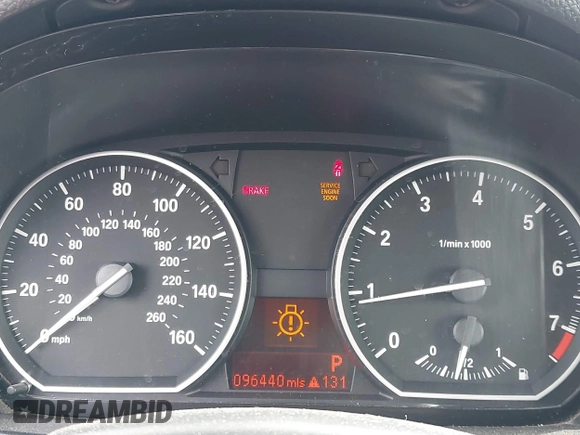 2012 BMW 1 Series 128i с VIN WBAUN1C53CVR00251, выставлен на аукционе IAAI как лот 42164868 с пробегом 96 440 миль миль и . История ставок и продаж доступна на DreamBid. Изображение 7.