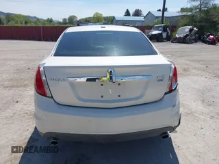 2009 Lincoln MKS with VIN 1LNHM94R09G602997, listed as a IAAI auction lot 42095272 with 122,682 mi miles and . Bid and sale history available at DreamBid. Image 17.