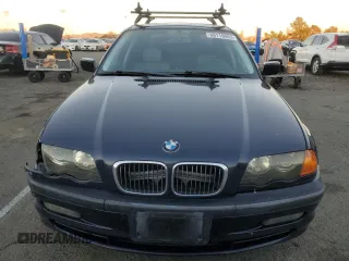 1999 BMW 3 Series 328i with VIN WBAAM5330XKG07140, listed as a Copart auction lot 88119065 with 235,523 mi miles and Salvage Title. Bid and sale history available at carsss.com. Image 5.