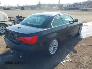 2011 BMW 3 Series 335i with VIN WBADX7C50BE581662, listed as a IAAI auction lot 41800590 with 118,547 mi miles and . Bid and sale history available at DreamBid. Image 4.
