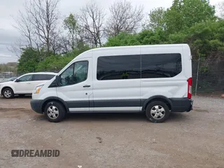 2017 Ford Transit Passenger XL z VIN 1FMZK1CM8HKA67270, wystawiony jako IAAI lot #42074459 z przebiegiem 50 461 mil mil oraz . Historia ofert i sprzedaży dostępna na DreamBid. Obrazek 15.