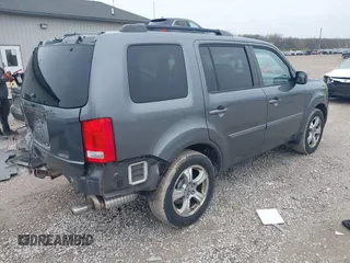 2012 Honda Pilot EX with VIN 5FNYF4H43CB050221, listed as a IAAI auction lot 41961752 with 217,064 mi miles. Bid and sale history available at carsss.com. Image 4.