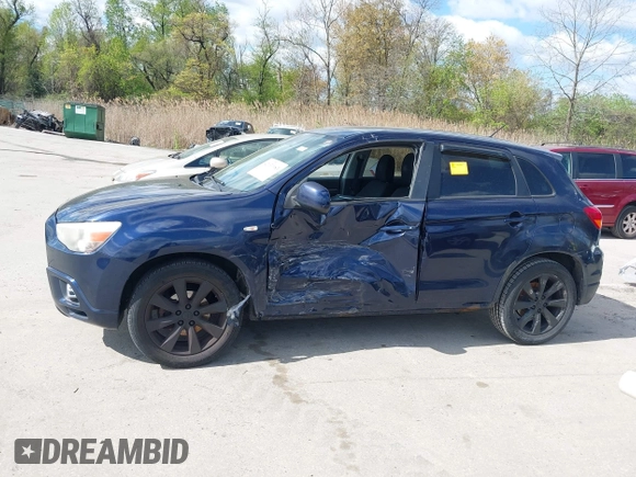 2012 Mitsubishi Outlander Sport SE with VIN JA4AR4AU8CZ001183, listed as a IAAI auction lot 42031983 with 175,839 mi miles. Bid and sale history available at carsss.com. Image 15.
