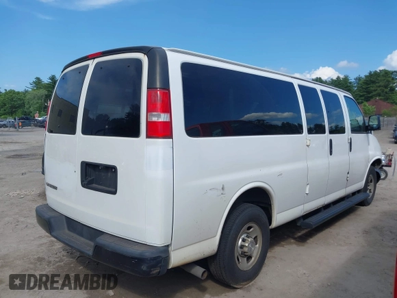 2017 Chevrolet Express Passenger LS with VIN 1GAZGNFG5H1114319, listed as a IAAI auction lot 42445377 with 202,127 mi miles and . Bid and sale history available at DreamBid. Image 4.