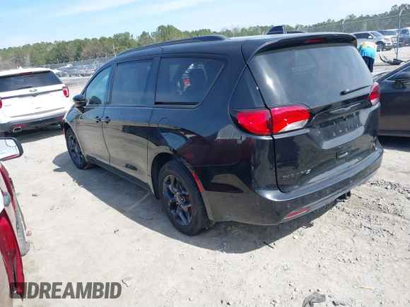 2019 Chrysler Pacifica Limited 35th Anniversary with VIN 2C4RC1GG3KR617683, listed as a IAAI auction lot 41661949 with 79,779 mi miles and . Bid and sale history available at DreamBid. Image 3.