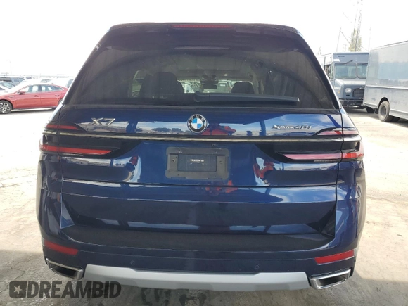 2023 BMW X7 xDrive40i z VIN 5UX23EM08P9N44631, wystawiony jako Copart lot #52541955 z przebiegiem 43 987 mil mil oraz Szkoda całkowita • Salvage title. Historia ofert i sprzedaży dostępna na DreamBid. Obrazek 6.