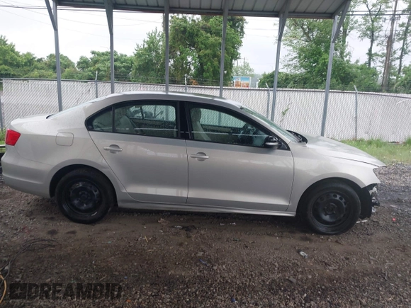 2012 Volkswagen Jetta SE with VIN 3VWDP7AJ9CM320638, listed as a IAAI auction lot 42227679 with 148,629 mi miles and . Bid and sale history available at DreamBid. Image 14.