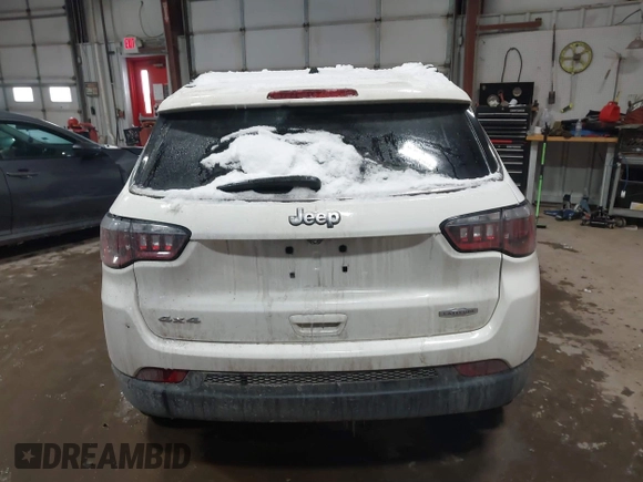 2020 Jeep Compass Latitude with VIN 3C4NJDBB3LT138454, listed as a IAAI auction lot 41614631 with 82,079 mi miles and . Bid and sale history available at DreamBid. Image 16.