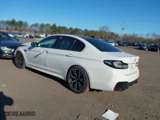 2019 BMW M5 Competition with VIN WBSJF0C57KB285614, listed as a IAAI auction lot 39011419 with 1 mi miles. Bid and sale history available at carsss.com. Image 3.