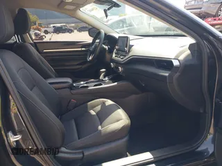 2021 Nissan Altima SV z VIN 1N4BL4DV7MN326681, wystawiony jako IAAI lot #42394402 z przebiegiem 94 775 mil mil oraz . Historia ofert i sprzedaży dostępna na DreamBid. Obrazek 5.