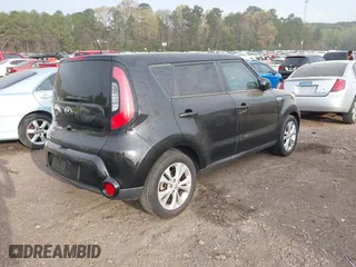 2016 Kia Soul + with VIN KNDJP3A53G7241001, listed as a IAAI auction lot 41877419 with 159,155 mi miles. Bid and sale history available at carsss.com. Image 4.