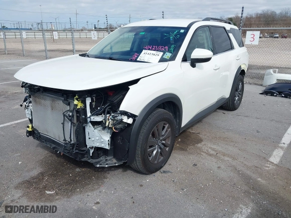 2024 Nissan Pathfinder SV with VIN 5N1DR3BA5RC256432, listed as a IAAI auction lot 41423829 with 17,676 mi miles. Bid and sale history available at carsss.com. Image 18.