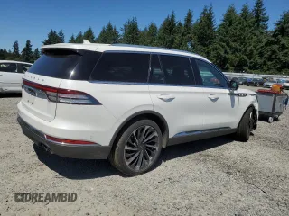 2022 Lincoln Aviator Reserve with VIN 5LM5J7XC3NGL21744, listed as a Copart auction lot 62887815 with 33,714 mi miles and Salvage title. Bid and sale history available at DreamBid. Image 3.