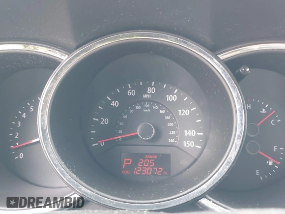 2012 Kia Sorento LX with VIN 5XYKTDA2XCG296649, listed as a IAAI auction lot 39853362 with 123,072 mi miles. Bid and sale history available at carsss.com. Image 7.
