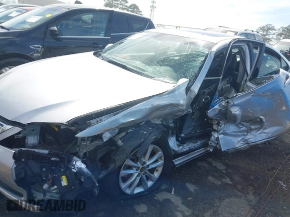 2010 Lexus ES with VIN JTHBK1EG1A2401432, listed as a IAAI auction lot 41823424 with Not Provided miles. Bid and sale history available at carsss.com. Image 6.