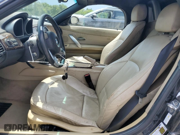 2008 BMW Z4 3.0si with VIN 4USBU53528LX85630, listed as a Copart auction lot 61742225 with 187,180 mi miles and Salvage title. Bid and sale history available at DreamBid. Image 7.