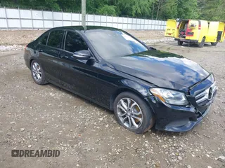 2016 Mercedes-Benz C 300 z VIN 55SWF4JB3GU152008, wystawiony jako IAAI lot #42256152 z przebiegiem 108 398 mil mil oraz . Historia ofert i sprzedaży dostępna na DreamBid. Obrazek 1.