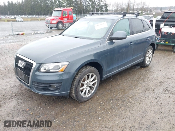2009 Audi Q5 Premium Plus z VIN WA1KK78R09A019180, wystawiony jako IAAI lot #41600402 z przebiegiem 184 147 mil mil oraz . Historia ofert i sprzedaży dostępna na DreamBid. Obrazek 2.