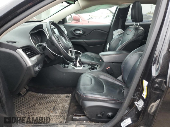 2015 Jeep Cherokee Trailhawk с VIN 1C4PJMBB5FW615179, выставлен на аукционе Copart как лот 54600985 с пробегом 133 724 миль миль и Списание • Salvage title. История ставок и продаж доступна на DreamBid. Изображение 7.