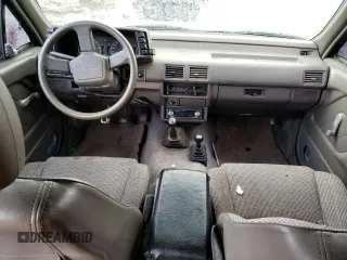 1992 Isuzu Rodeo z VIN 4S2CY58Z2N4333410, wystawiony jako Copart lot #74507154 z przebiegiem 264 327 mil mil oraz Szkody całkowita. Historia ofert i sprzedaży dostępna na DreamBid. Obrazek 8.