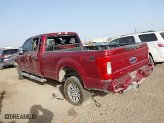 2017 Ford Super Duty F-250 SRW Lariat with VIN 1FT7W2B65HED25087, listed as a IAAI auction lot 41728449 with 122,396 mi miles. Bid and sale history available at carsss.com. Image 14.