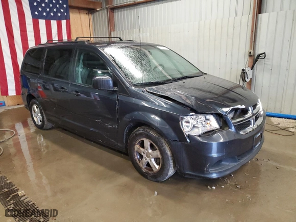 2013 Dodge Grand Caravan SXT with VIN 2C4RDGCG8DR592059, listed as a Copart auction lot 83429054 with 184,866 mi miles and Salvage Title. Bid and sale history available at carsss.com. Image 4.