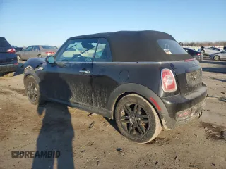 2015 MINI Convertible S with VIN WMWZP3C58F2A91317, listed as a Copart auction lot 42748905 with 164,932 mi miles and Salvage title. Bid and sale history available at DreamBid. Image 2.